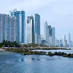 Studio In Cartagena L1 Near The Sea With Air Conditioning And Wifi