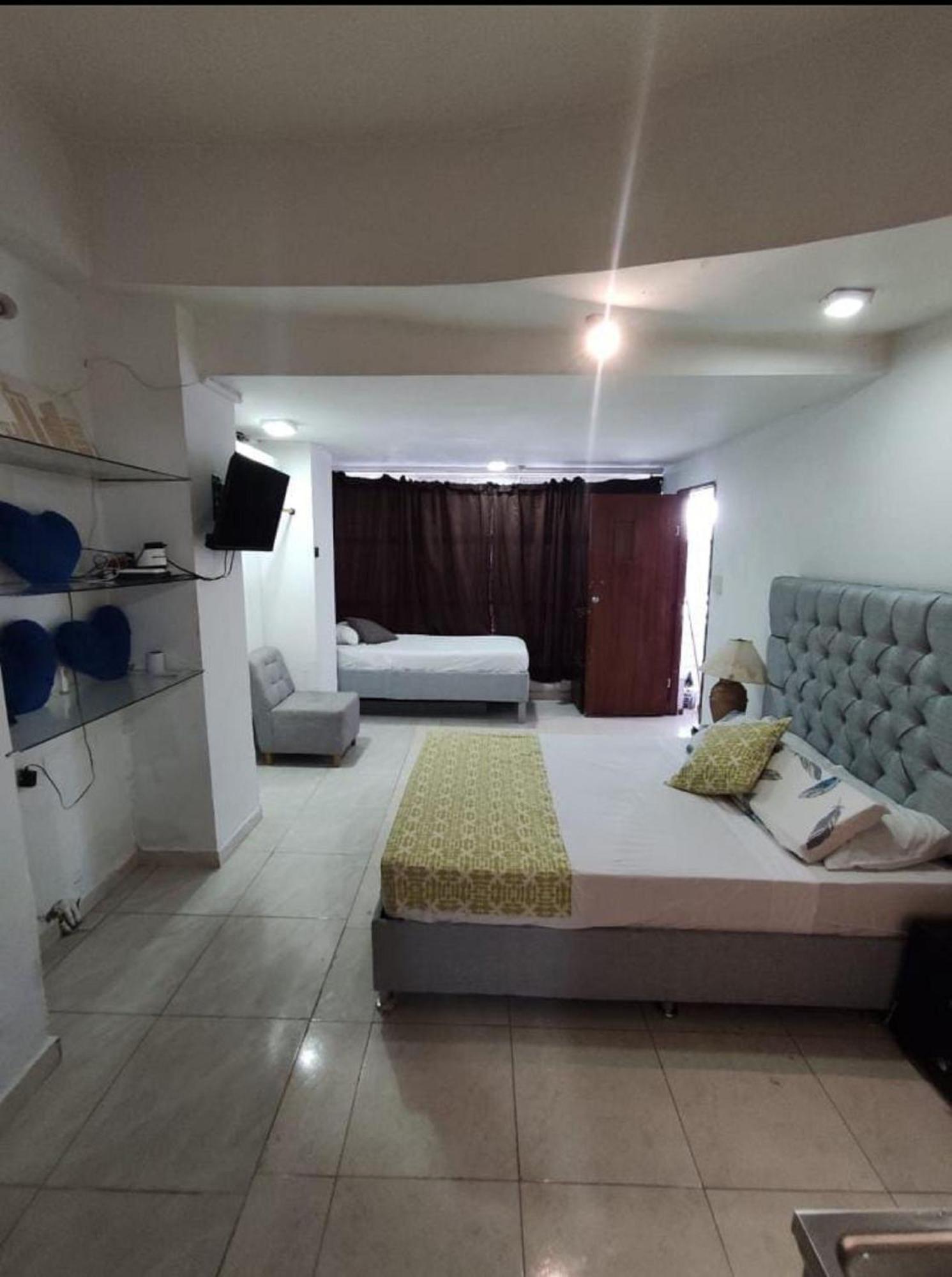 In L1 Near The Sea With Air Conditioning And Wifi *